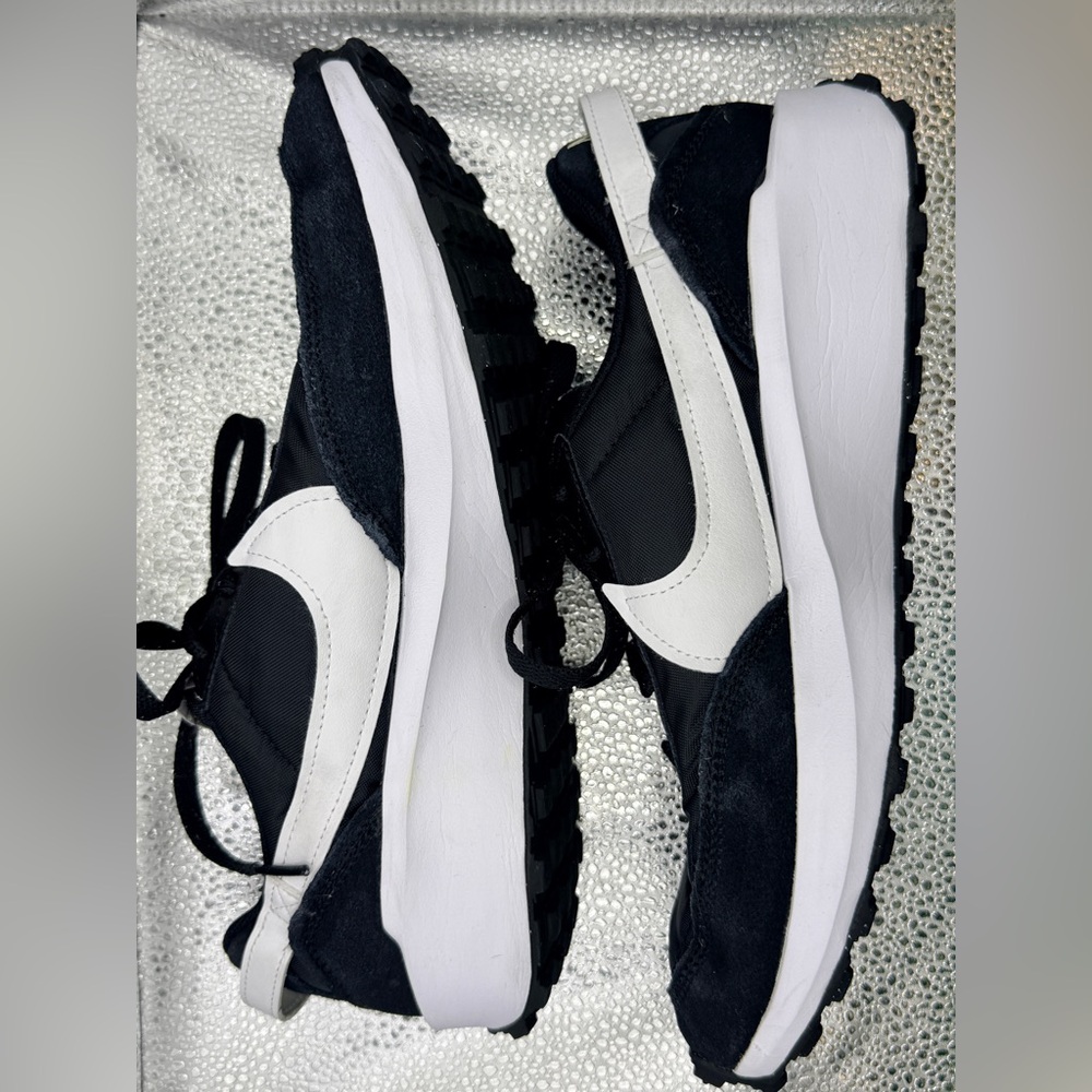 Nike Waffle Debut Black/White